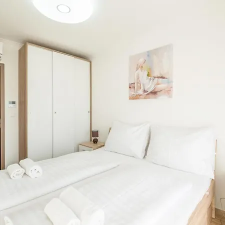 Mf Top Panorama Apartment - Cirkalo 809 * Siofok